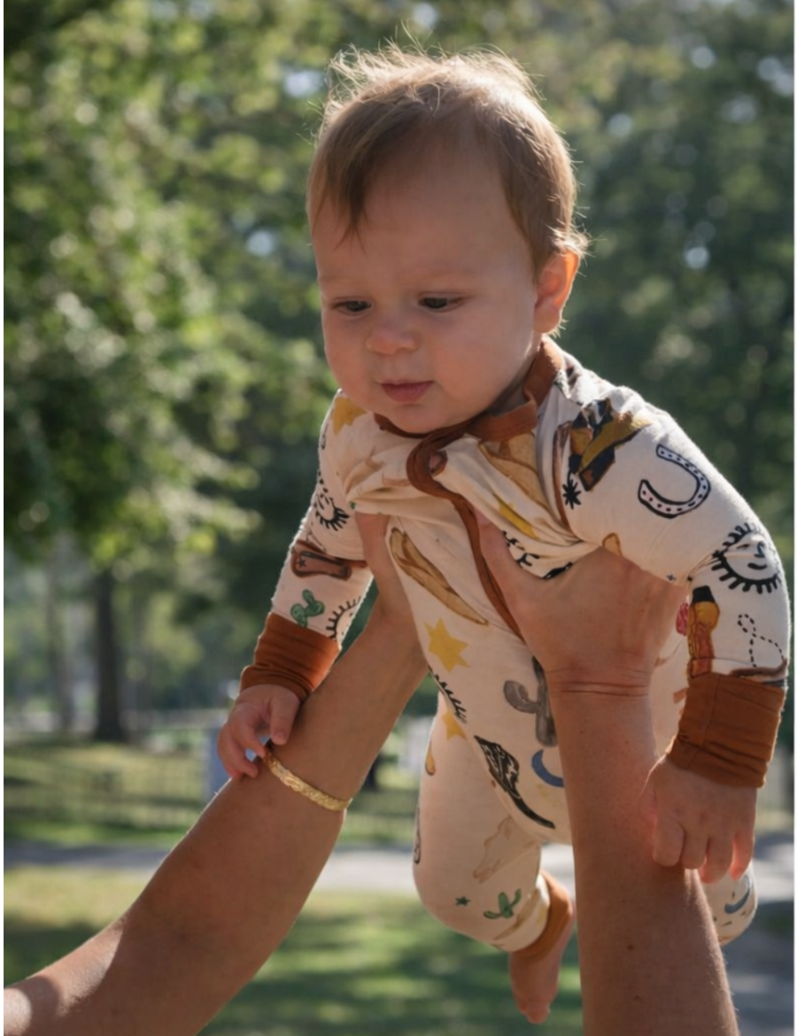 A Parent’s Guide to Buying Onesie Baby Online Without Guessing the Size